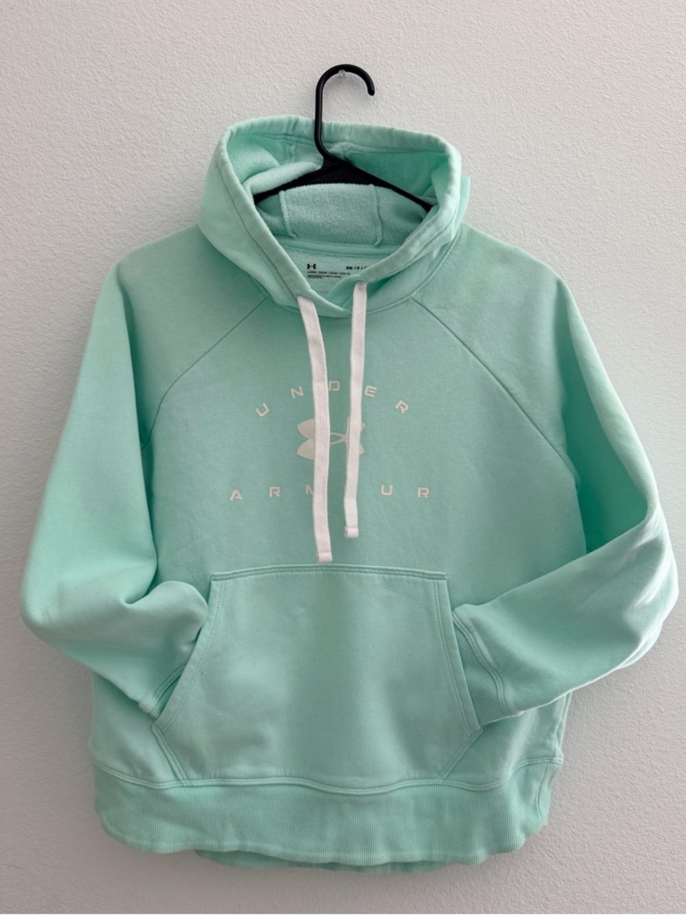 Under Armour Men’s Mint Green Crewneck Hoodie
